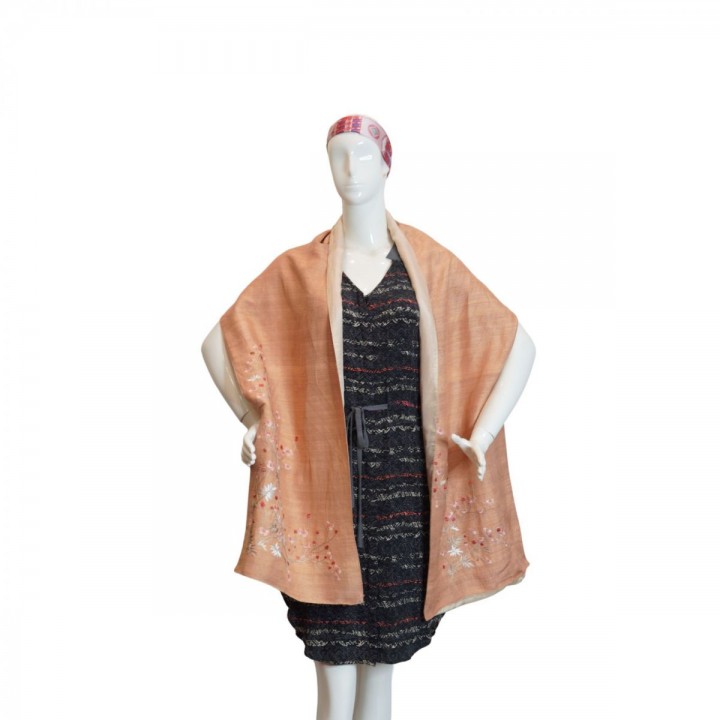 Raw silk scarf hand-embroidered with little flowers 40*200 cm